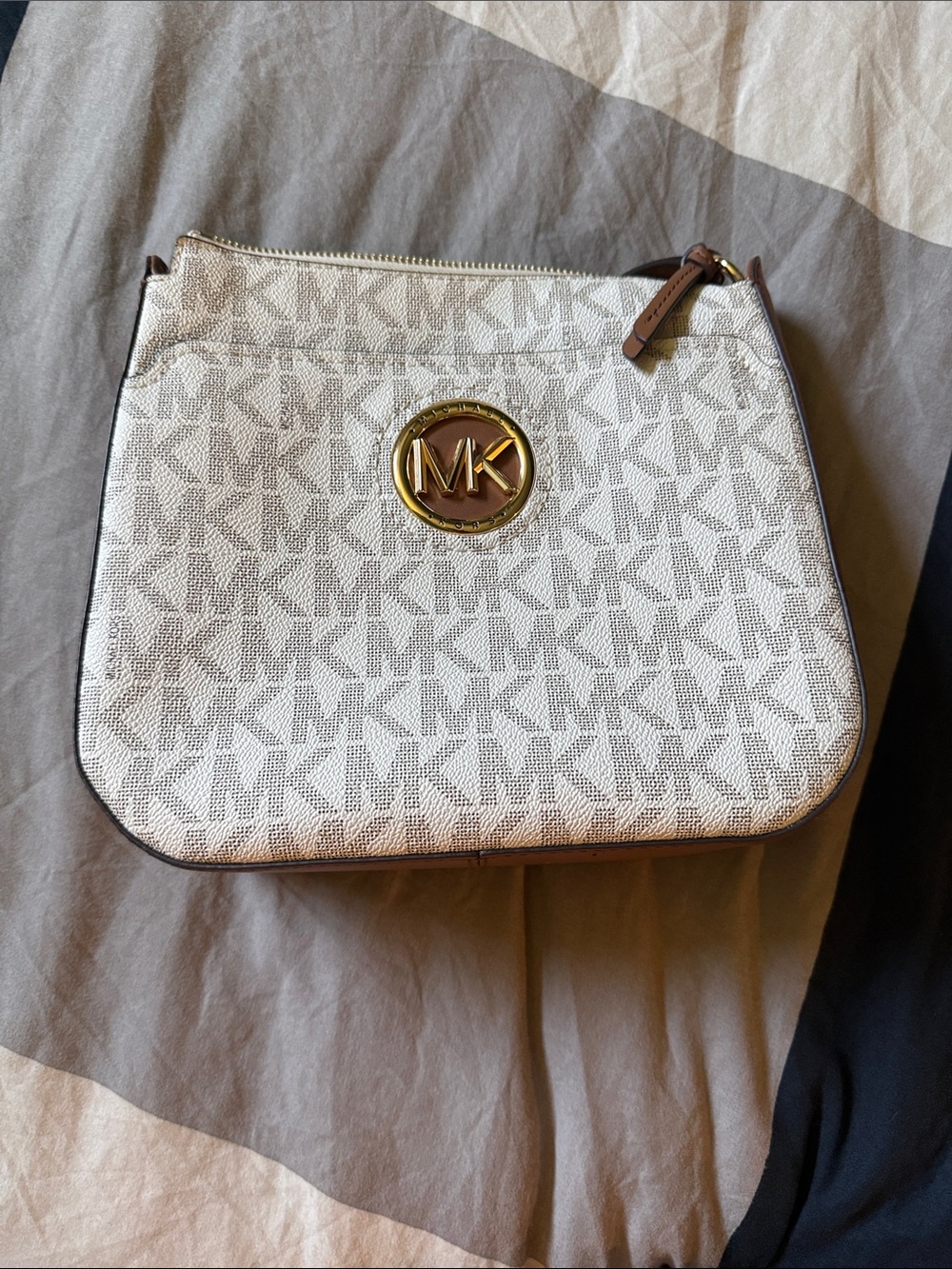 Brand new! Michael Kors Cream & Tan MK Logo Crossbody with Gold Emblem